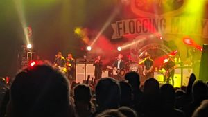 THICK, Me First and the Gimme Gimmes, Violent Femmes & Flogging Molly at The Armory Concert